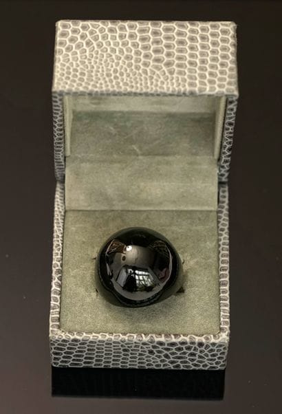 LALIQUE FRANCE - BAGUE DOME en cristal noir,...