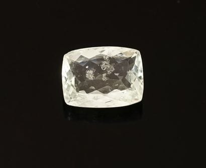 
AIGUE-MARINE facettée rectangulaire sur...