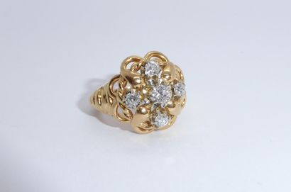 Yellow gold 18K (750/°°) cabbage ring with...
