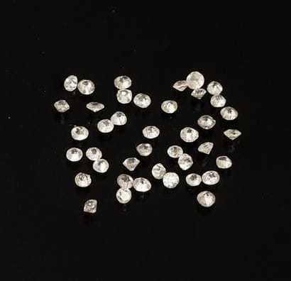 MELEE de diamants taille ancienne pour 2.9cts...