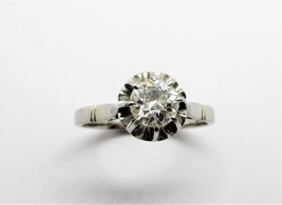 Solitaire ring in 18K (750/°°) white gold...