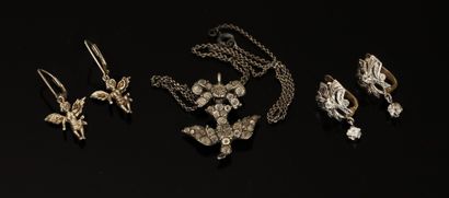 SET in silver 925/°° including a pendant...