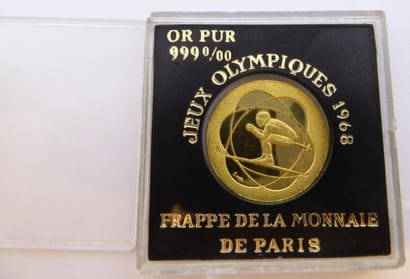 LOT de 2 PIECES: l'une en or 999/°° Monnaie...