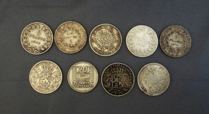 LOT de 8 PIECES en argent dont 6 pièces de...