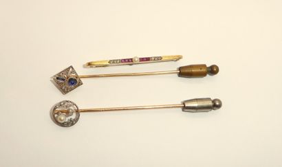SET of 2 Art Deco PINS and a PENCIL in 18K...