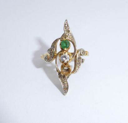 18K (750/°°) yellow gold ring set with diamonds...