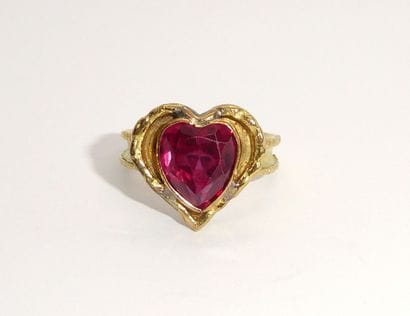 RING in 18K yellow gold (750/°°) set with...