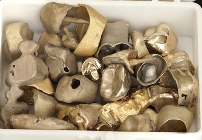 DENTAL GOLD LOT (cleaned and sandblasted)....