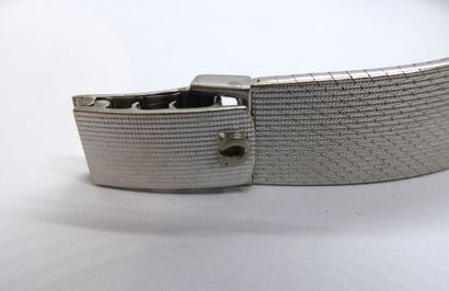 OMEGA - Lady's wristwatch in 18k (750/°°)...