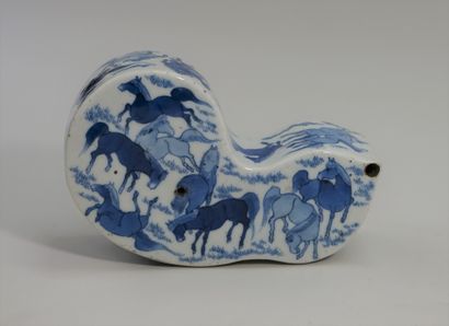 Dropper in the shape of calabash, in white...
