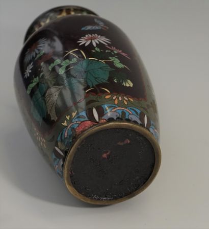 Vase in cloisonné enamel decorated with flowers,...