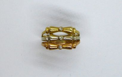 3 gold ring in 14K (585/°°) set with white...