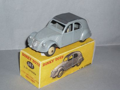 DINKY TOYS n°24T Citroën 2CV (three lights)...