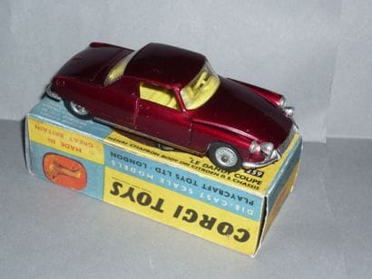 CORGI TOYS n°259 DS 19 