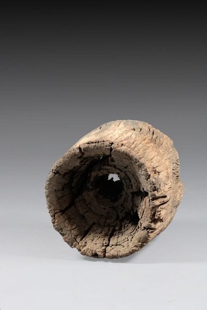 Mortier en bois dur raviné

Birmanie, 19ème

42x41cm...