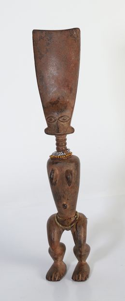 Poupée Fanti

34x6x6cm