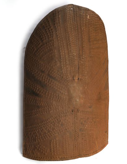 Very characteristic Kirdi shield in iron...