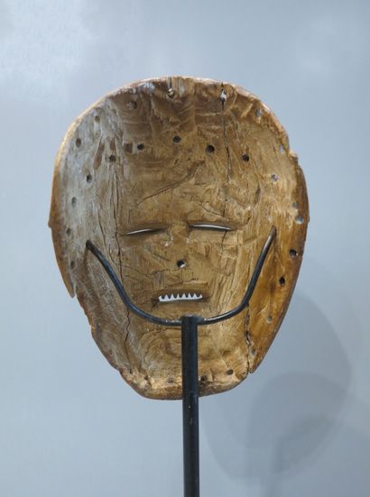 Masque Pwo évoquant un ancêtre primordial...