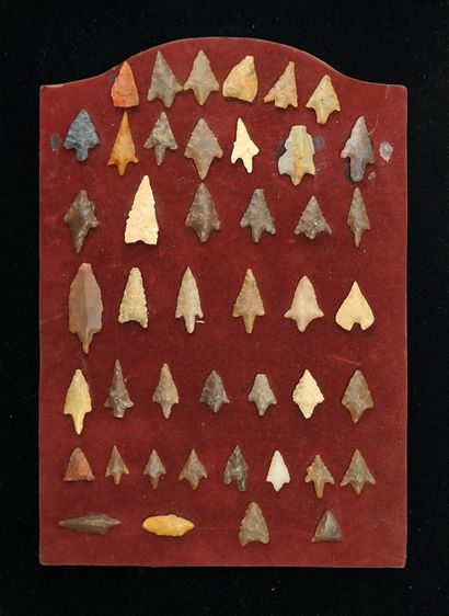 Set presented on a board composed of 44 selected...