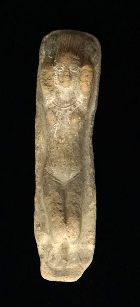 Petit gisant présentant une concubine égyptienne...