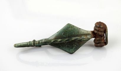 Spring fibula and diamond-shaped arch, rare...