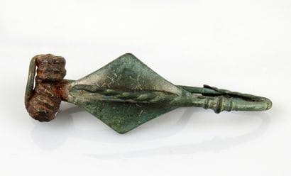 Spring fibula and diamond-shaped arch, rare...
