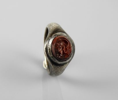 Superb massive ring with an intaglio representing...