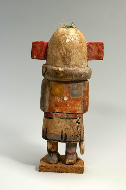 Katchina of Hopi style. The head rests on...