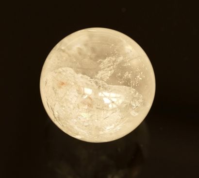 Sphere of rock crystal. D: 3,6cm