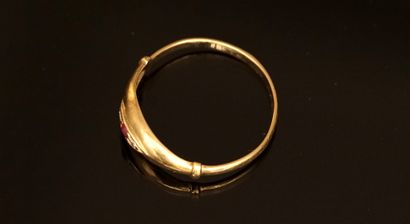 JONC RING in 18K (750/°°) yellow gold set...