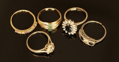 LOT in yellow and white gold 18k (750/°°)...
