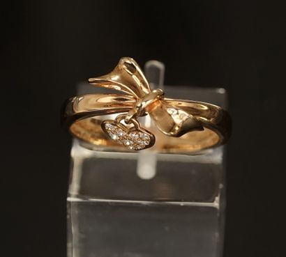 RING in 18k yellow gold (750/°°) with a knot...