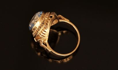 RING in 18K yellow gold (750/°°) set with...
