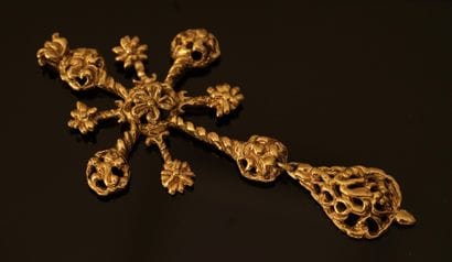 CHRISTIAN LACROIX - GRAND PENDENTIF CROIX...