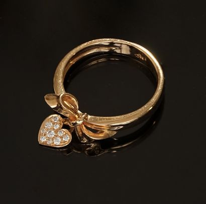 RING in 18k yellow gold (750/°°) with a knot...