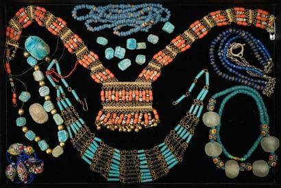 BIJOUX FANTAISIE: Ensemble de bijoux fantaisie...