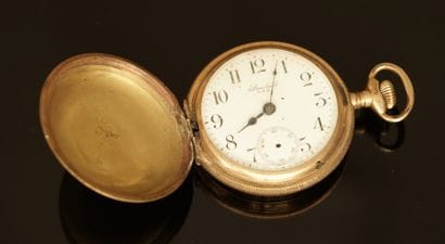 SET of 3 watches in gilt metal, silver metal...
