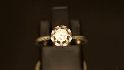 SOLITARY RING in 18k (750/°°) white gold...