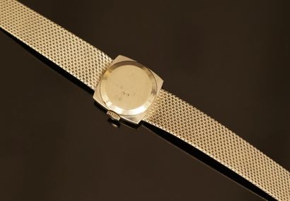 Lady's BRACELET WATCH in 18k (750/°°) white...