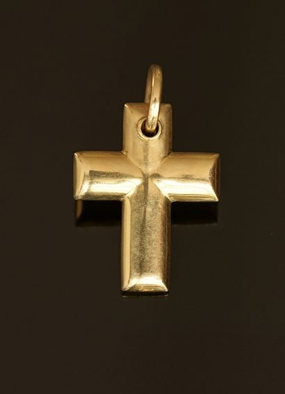 18k (750/°°) yellow gold pendant with a curved...
