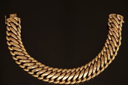 BRACELET in 18k (750/°°) yellow gold, with...