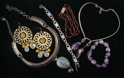 SET in silver (min 800/°°) comprising a modernist...