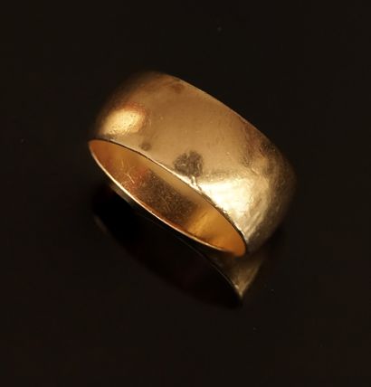 ALLIANCE in 18K (750/°°) yellow gold, plain,...
