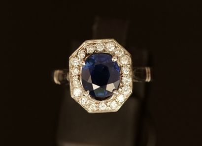 RING in 18k white gold (750/°°) set with...