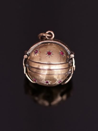 PENDANT BALL Folding photo holder (4 photos)...