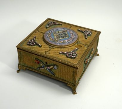 Gilded metal box with guilloche background,...