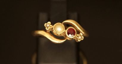 Antique ring in 18K yellow gold (750/°°)...