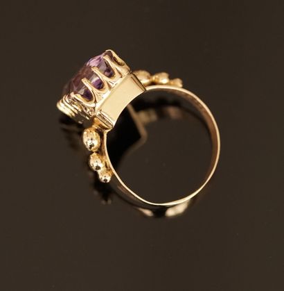 RING in 18k yellow gold (750/°°) set with...