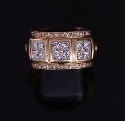 BAND RING in 18k yellow gold (750/°°°) set...