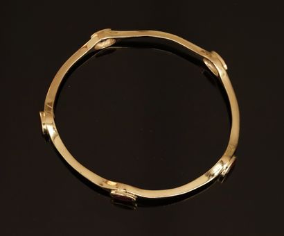 BRACELET Oval band in 18K (750/°°) yellow...
